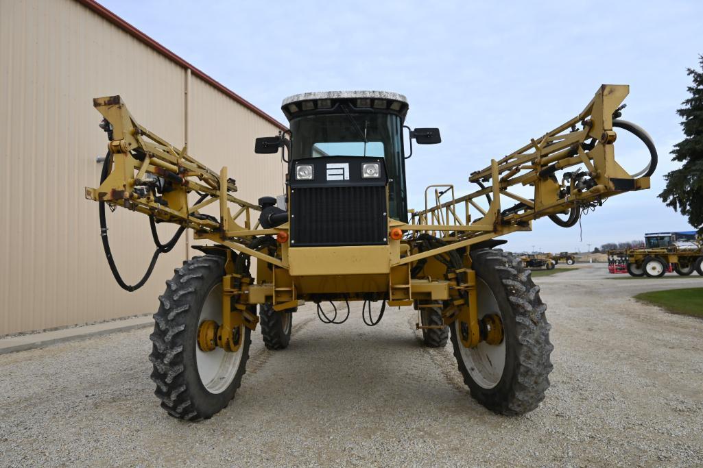 1999 Ag-Chem RoGator 854 self-propelled sprayer