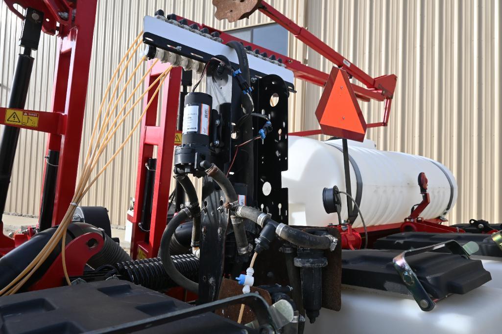 2012 White 8222 12 row 30" planter