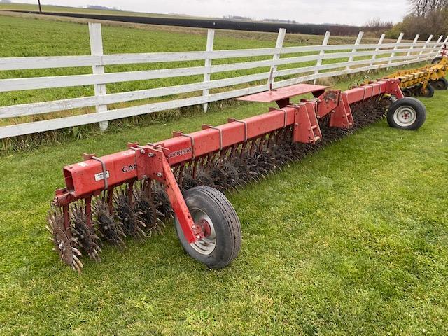 Case-IH 181 22' rotary hoe