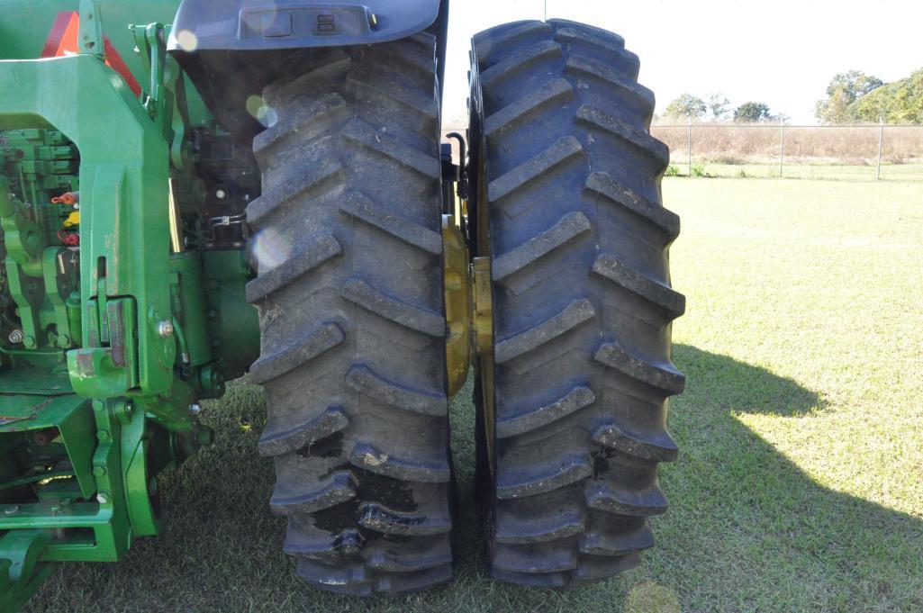 2019 John Deere 8370R MFWD tractor