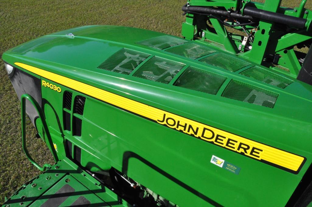 2020 John Deere R4030 self-propelled sprayer
