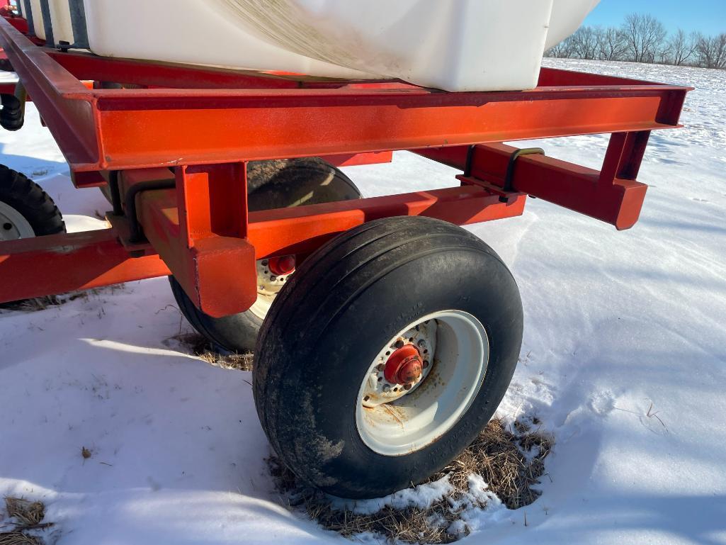 Clark 16 row 30" liquid sidedress applicator