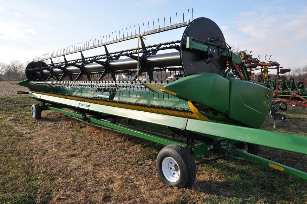 2015 John Deere 635FD 35' flex draper head