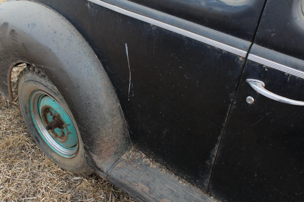 1940 Ford Deluxe