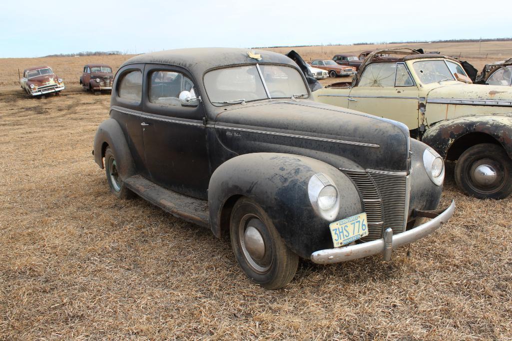 1940 Ford Deluxe