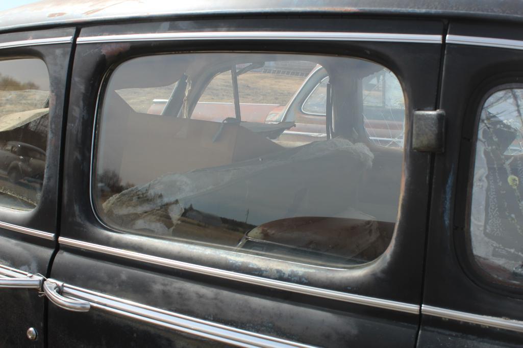 1946 Ford Super Deluxe