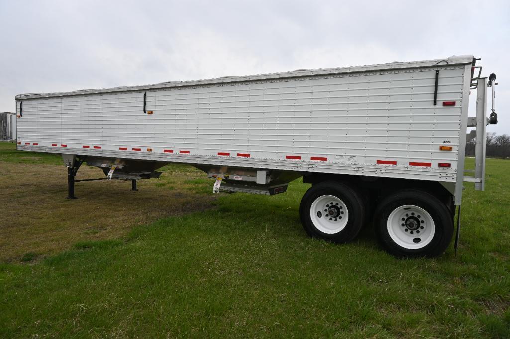 2011 Timpte 40' hopper bottom trailer