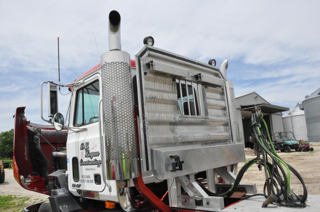 1998 Mack CH613 day cab semi