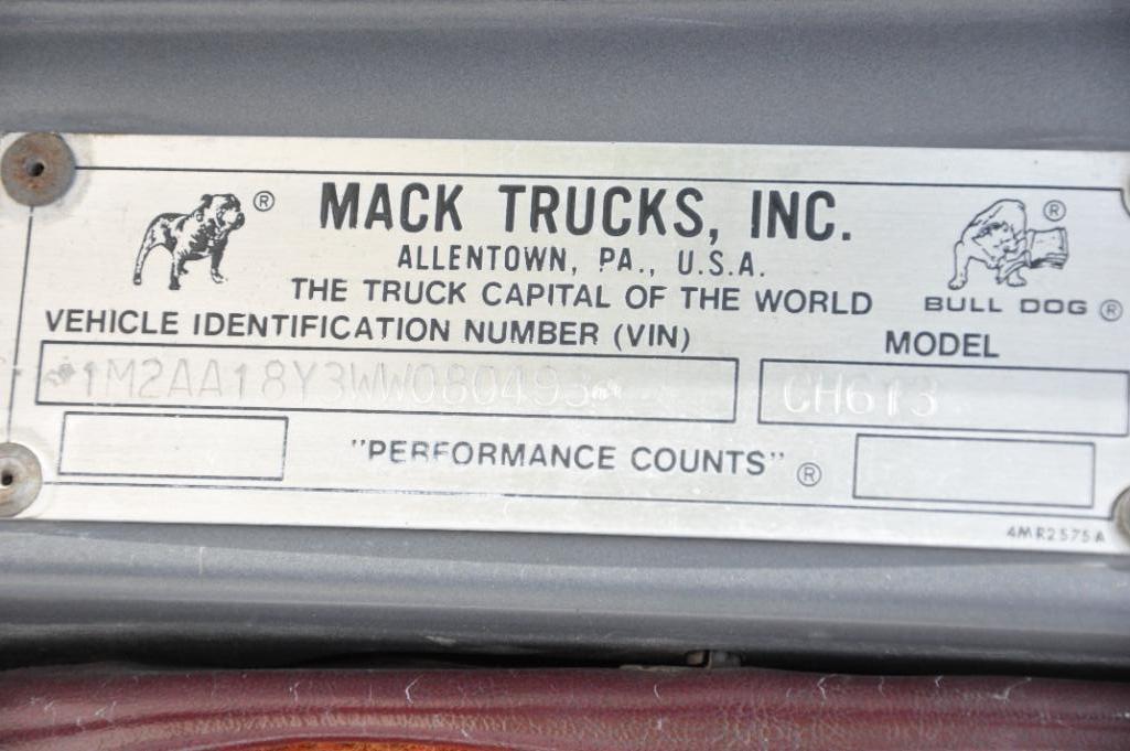 1998 Mack CH613 day cab semi