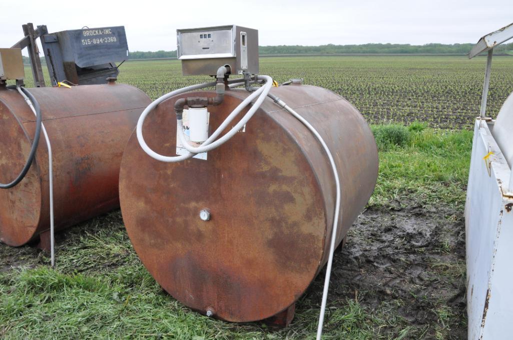 500 gal. fuel tank w/ pump