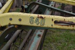 John Deere 640 4-bar hay rake