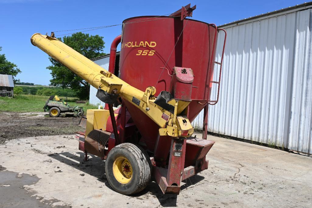 New Holland 355 grinder mixer