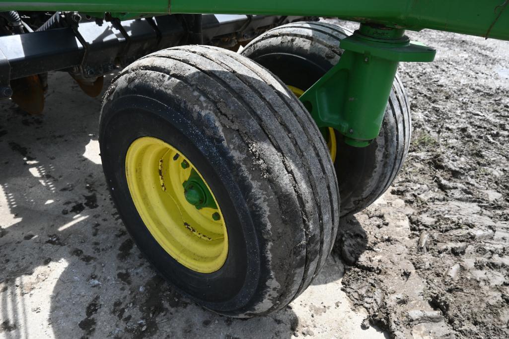 2004 John Deere 1590 15' grain drill