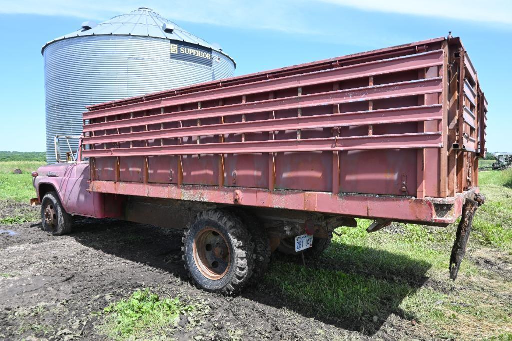 1959 Ford F600 grain truck