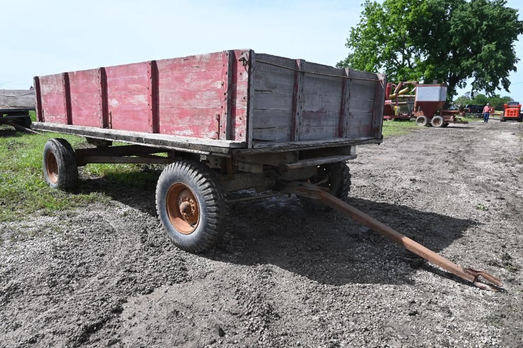 Barge wagon on Electric running gear w/hoist