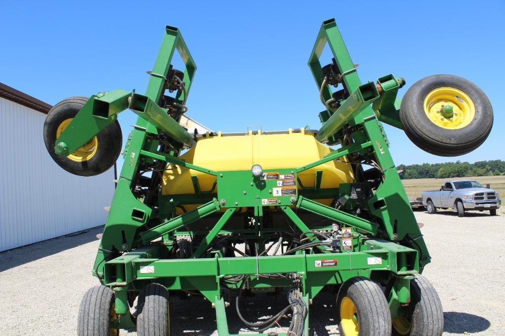 2009 John Deere 1990 CCS 30' air seeder