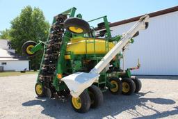 2009 John Deere 1990 CCS 30' air seeder