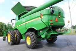 2021 John Deere S760 4wd combine