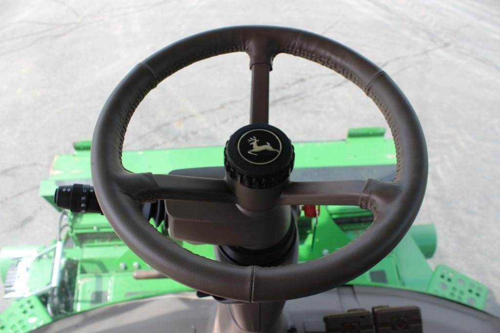 2021 John Deere S760 4wd combine