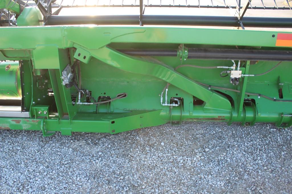 2013 John Deere 640FD 40' flex draper head