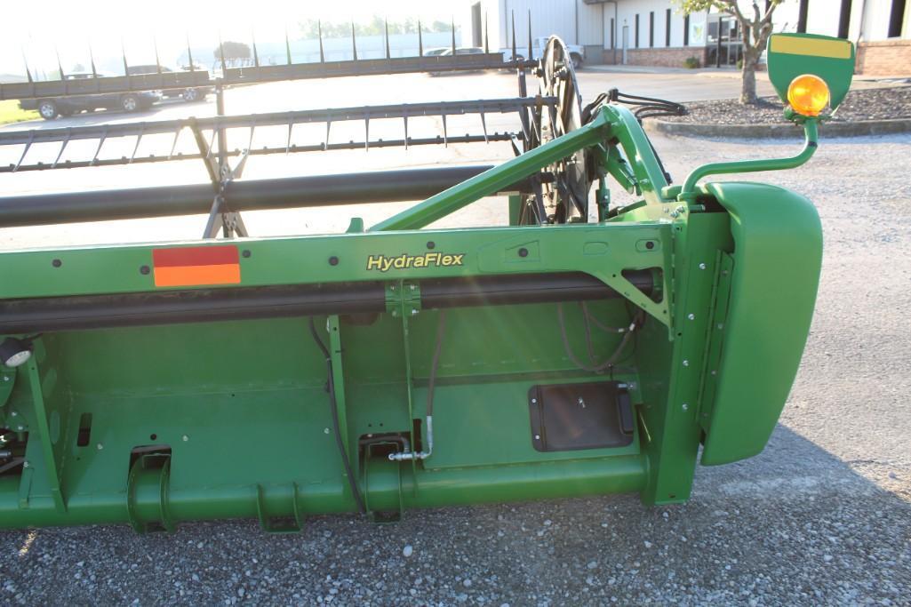 2013 John Deere 640FD 40' flex draper head