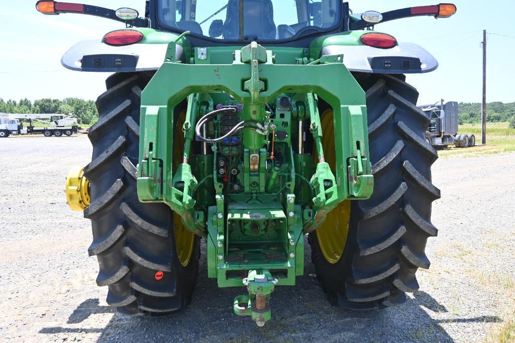 2017 John Deere 8345R MFWD tractor