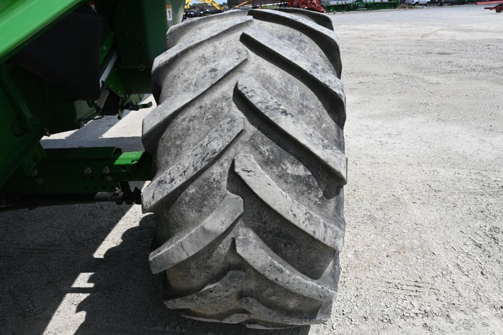 2018 John Deere S770 2wd combine