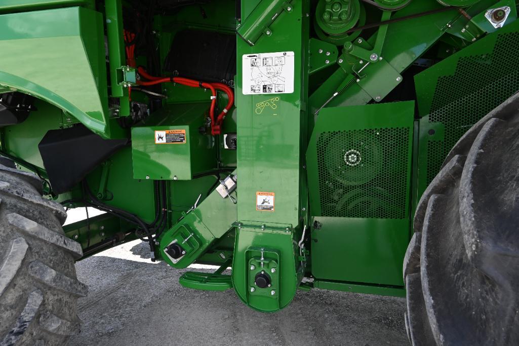 2018 John Deere S770 2wd combine