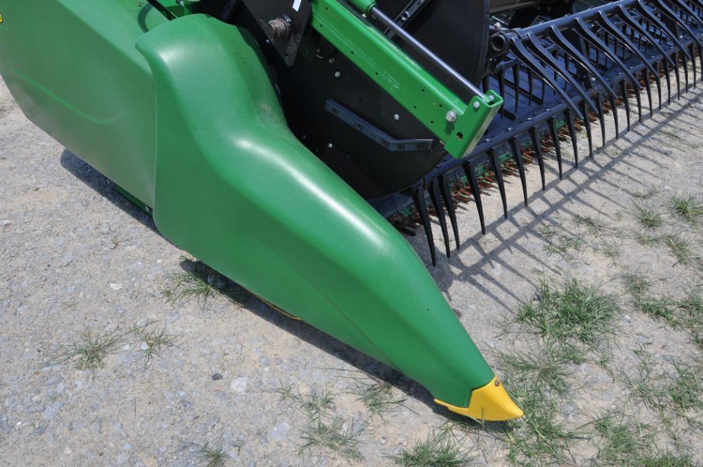 2017 John Deere 645FD 45' flex draper head