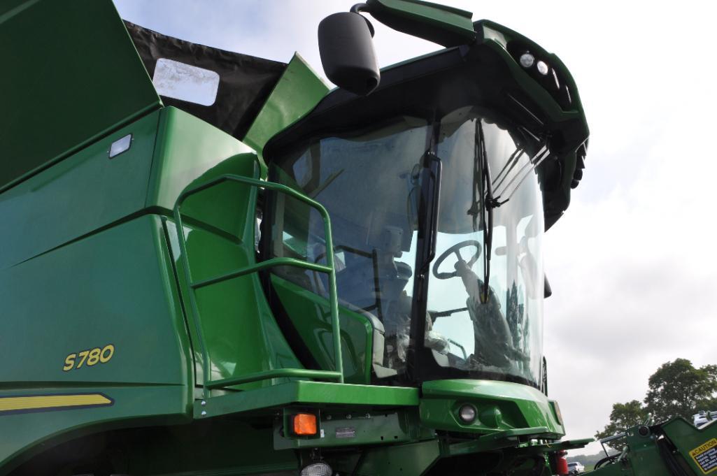 2021 John Deere S780 4wd combine