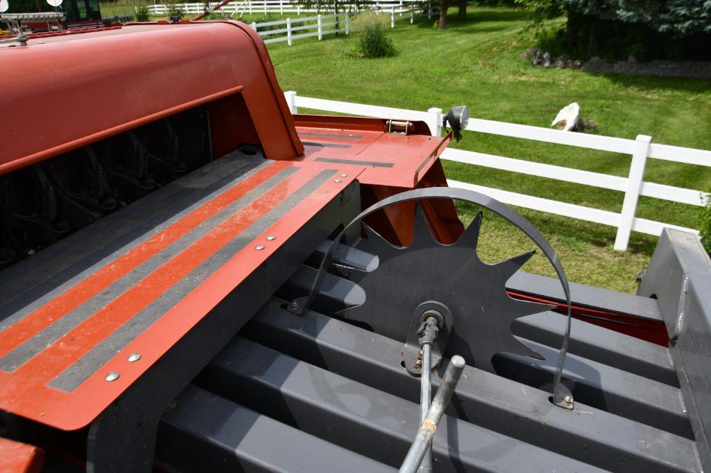 Agco Hesston 7434 large square baler