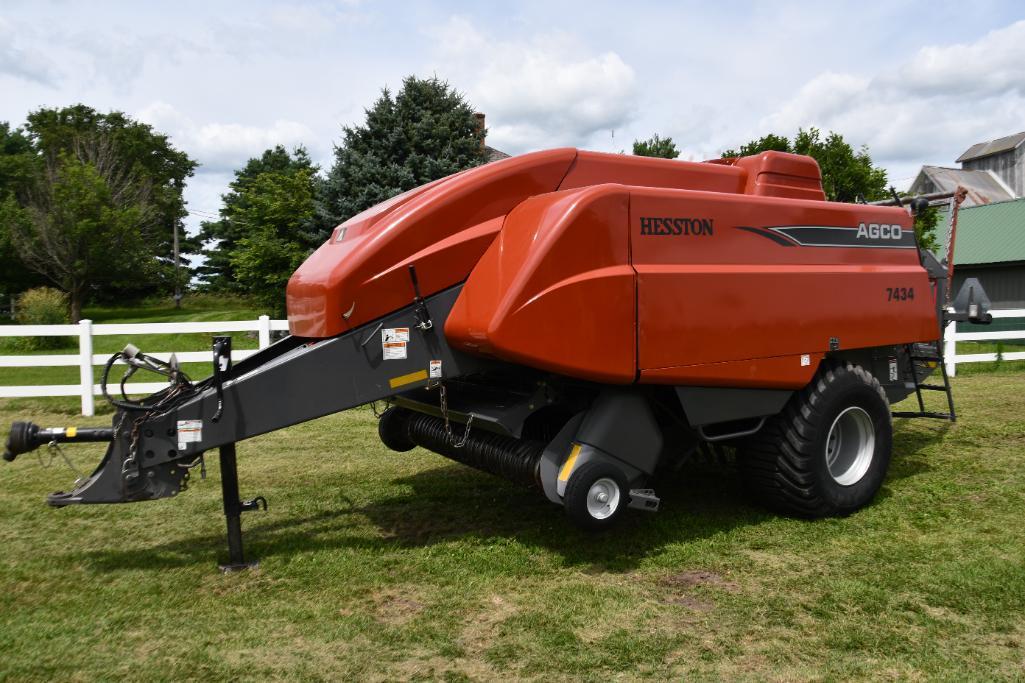 Agco Hesston 7434 large square baler