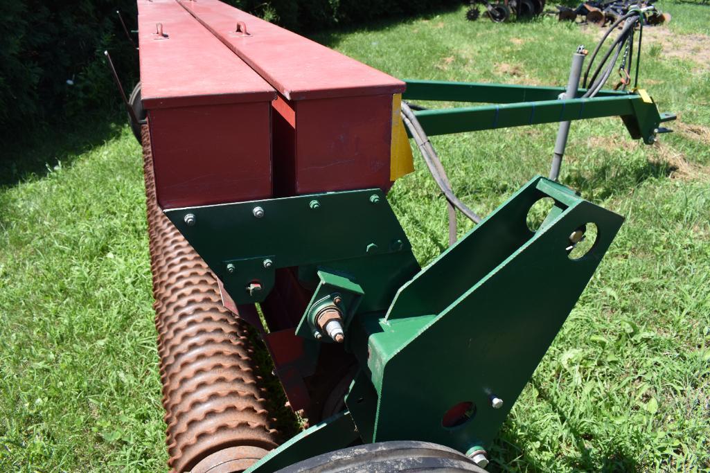 Brillion Sure-Stand SS10 10' pull type seeder