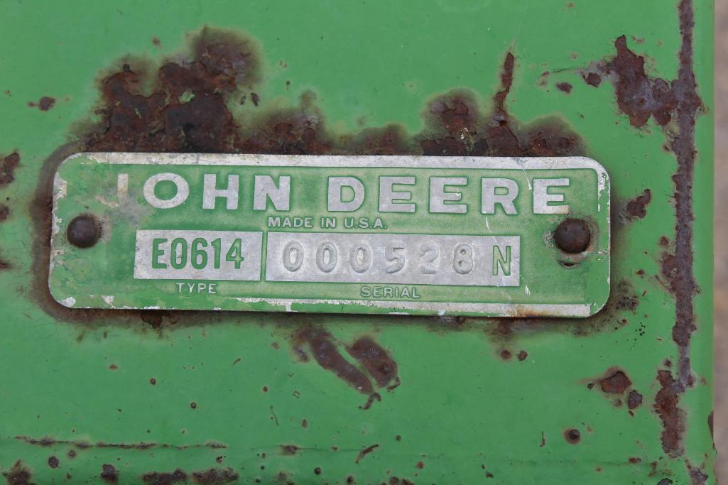 John Deere 614 20' 3-pt. rotary hoe