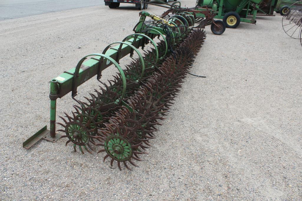 John Deere 614 20' 3-pt. rotary hoe