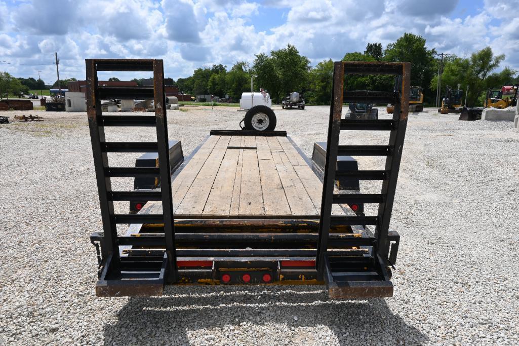 2010 Trail King 20' flatbed trailer