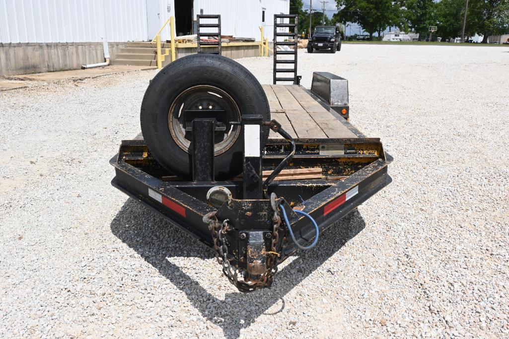 2010 Trail King 20' flatbed trailer