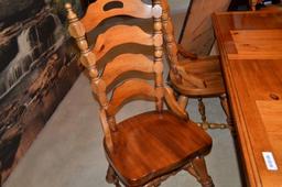 Broyhill dining room table w/ 6 chairs, (2) 17" leaves & matching china cabinet (please note,