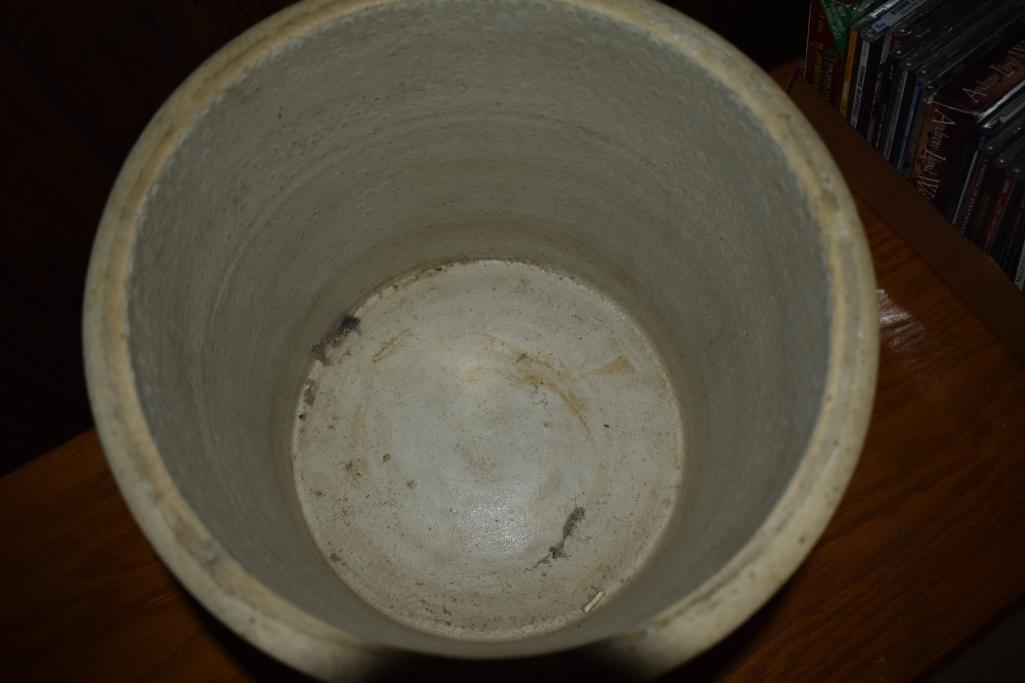 4 Gallon Monmouth stoneware crock