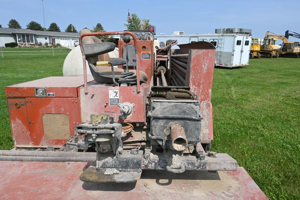 1995 Ditch Witch JT820 directional boring machine