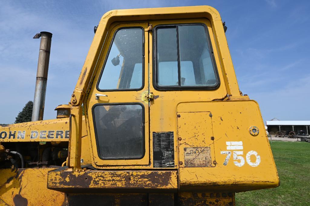 1984 John Deere 750 dozer