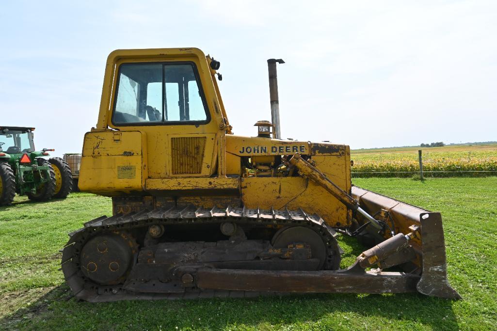 1984 John Deere 750 dozer