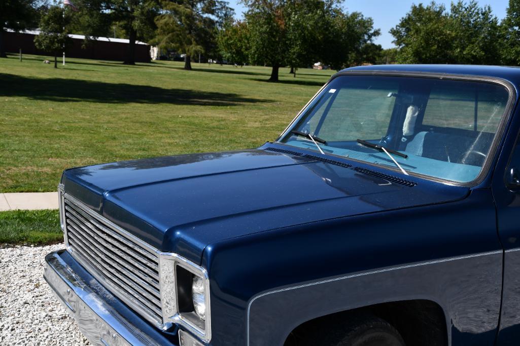 1974 Chevrolet C-10 step side pickup