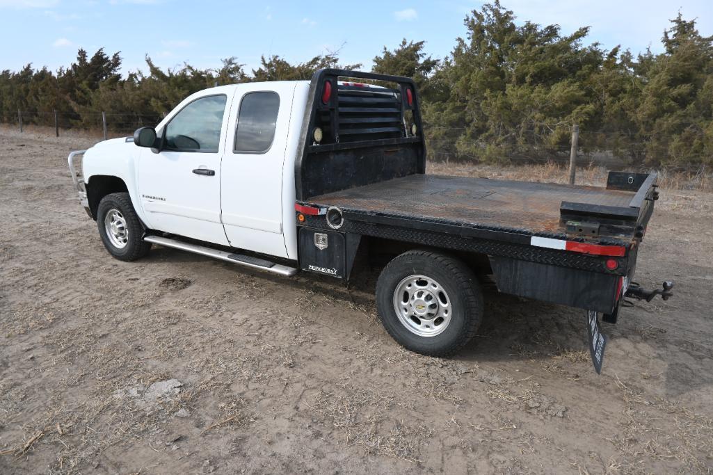 2008 Chevy 2500HD 4wd pickup