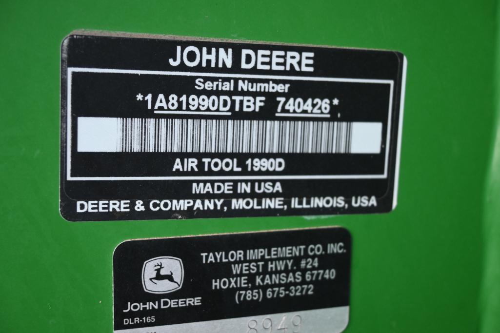 2011 John Deere 1990 CCS 40' air seeder