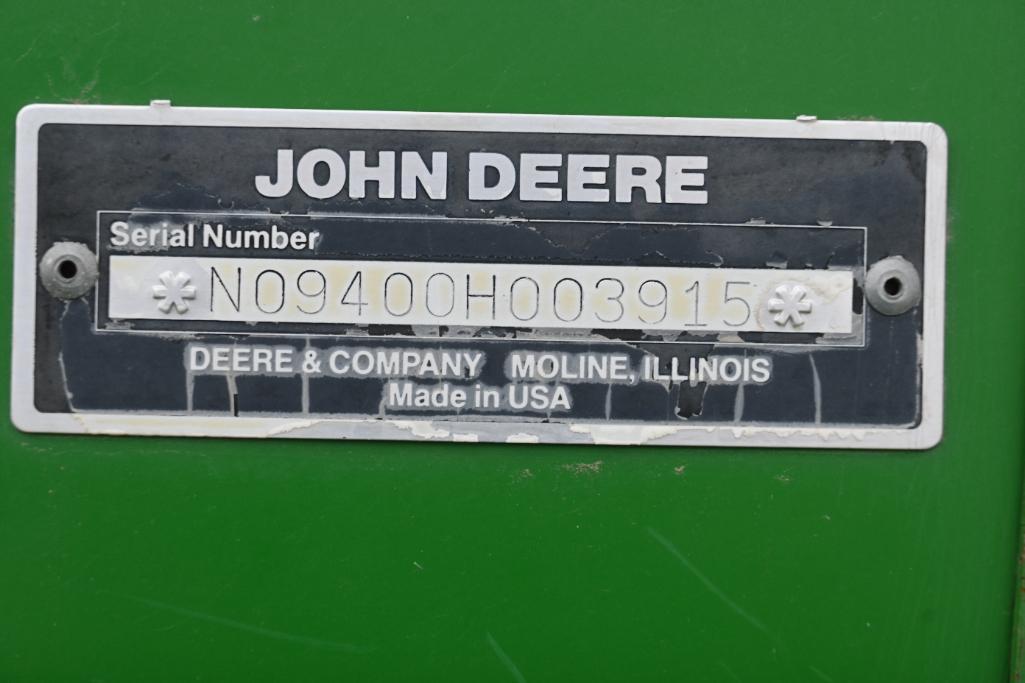 John Deere 9400 30' drill