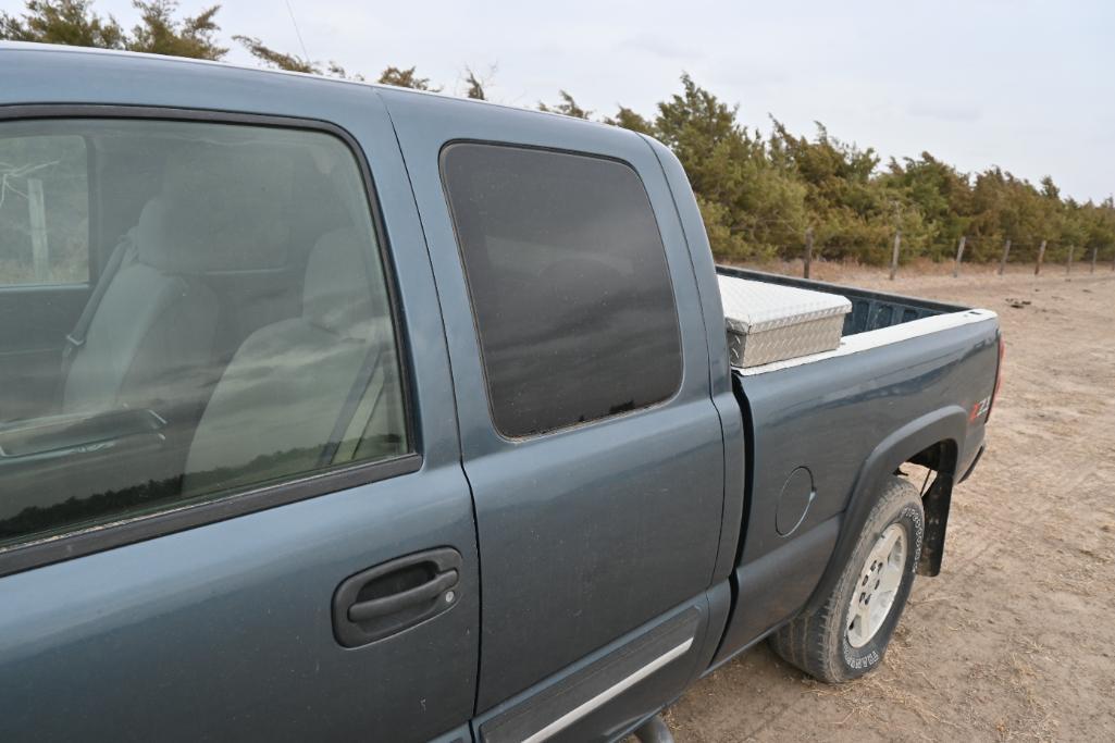 2006 Chevy Z71 1500 4wd pickup