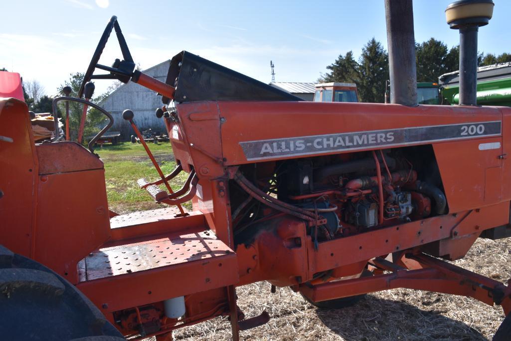 Allis Chalmers 200 2wd tractor