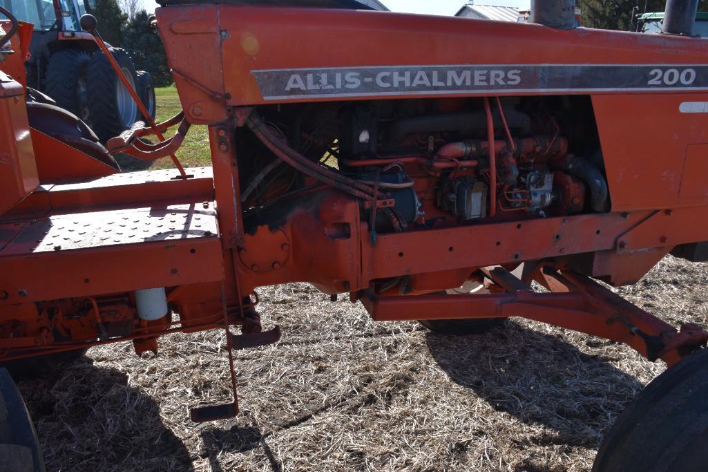 Allis Chalmers 200 2wd tractor