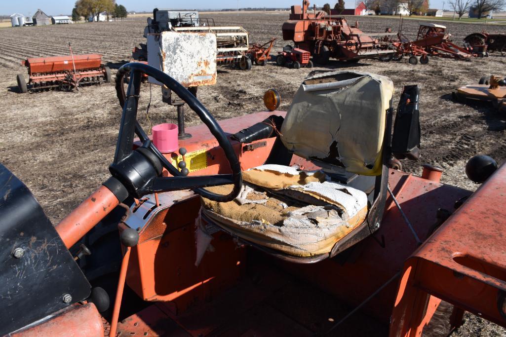 Allis Chalmers 200 2wd tractor